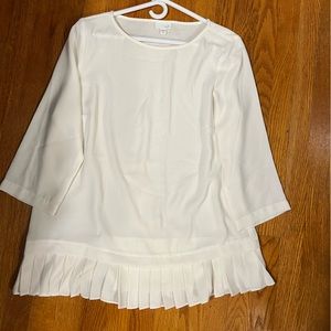JJill cute pleat hem top